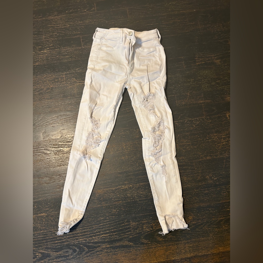 American Eagle Outfitters White Distressed Skinny Jeans